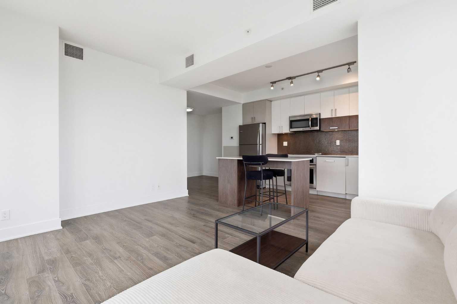 1301, 550 Riverfront Avenue SE