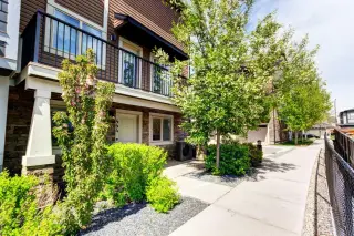 444 Legacy Point SE