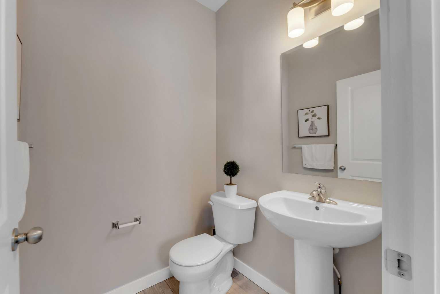328 Midtown Gate SW