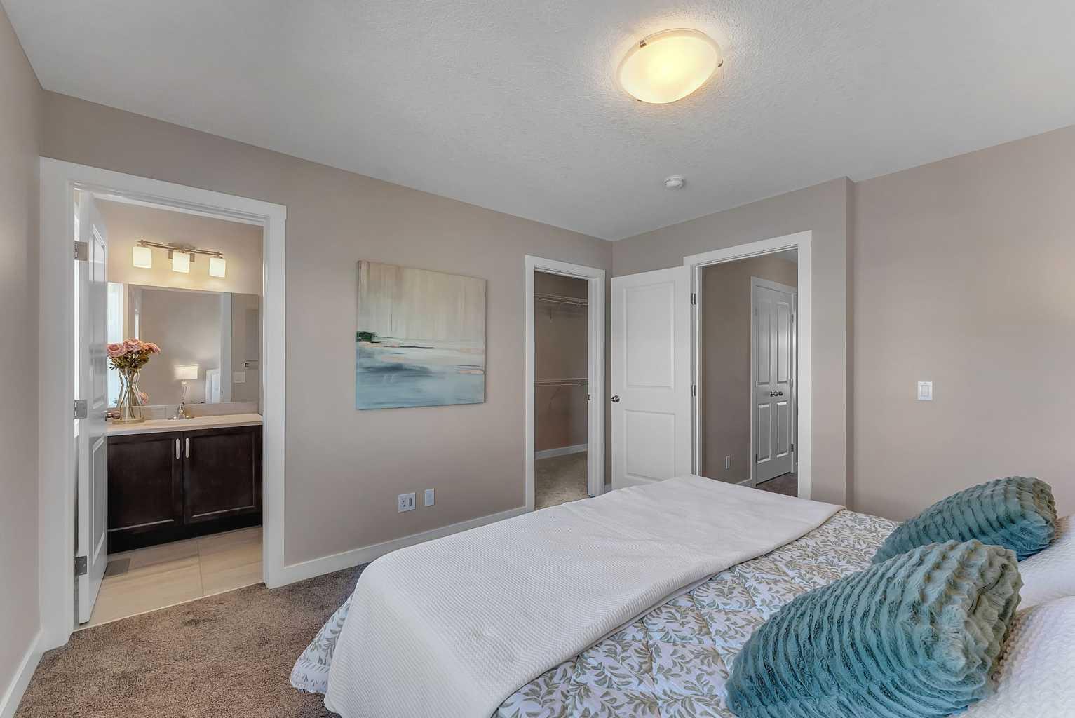 328 Midtown Gate SW