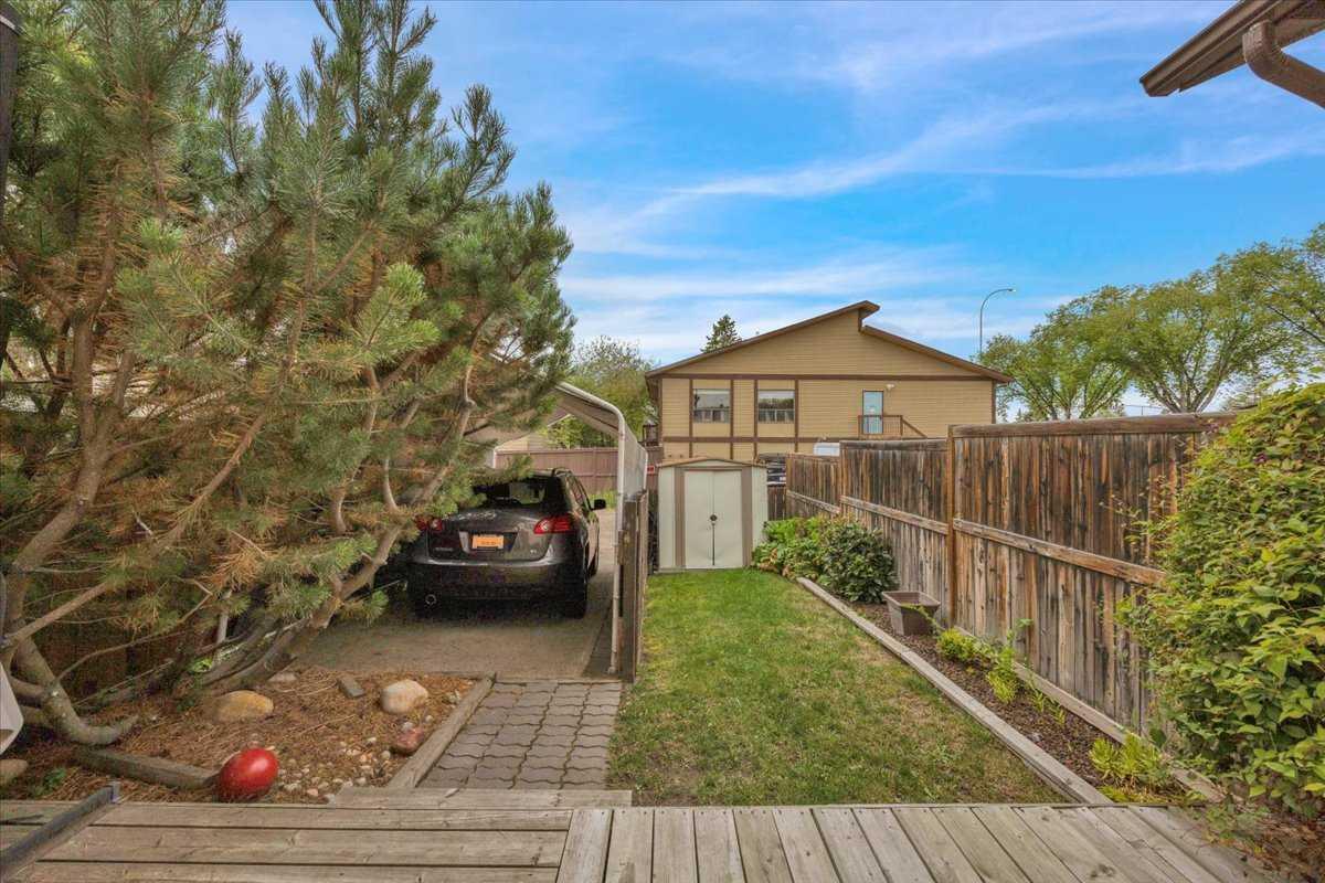 148 Deerview Way SE