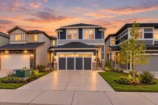145 Corner Meadows Way NE