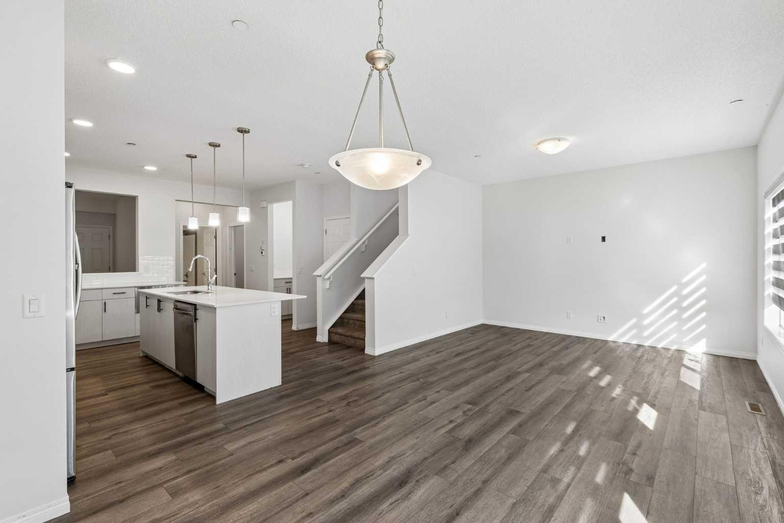 22 Lucas Terrace NW