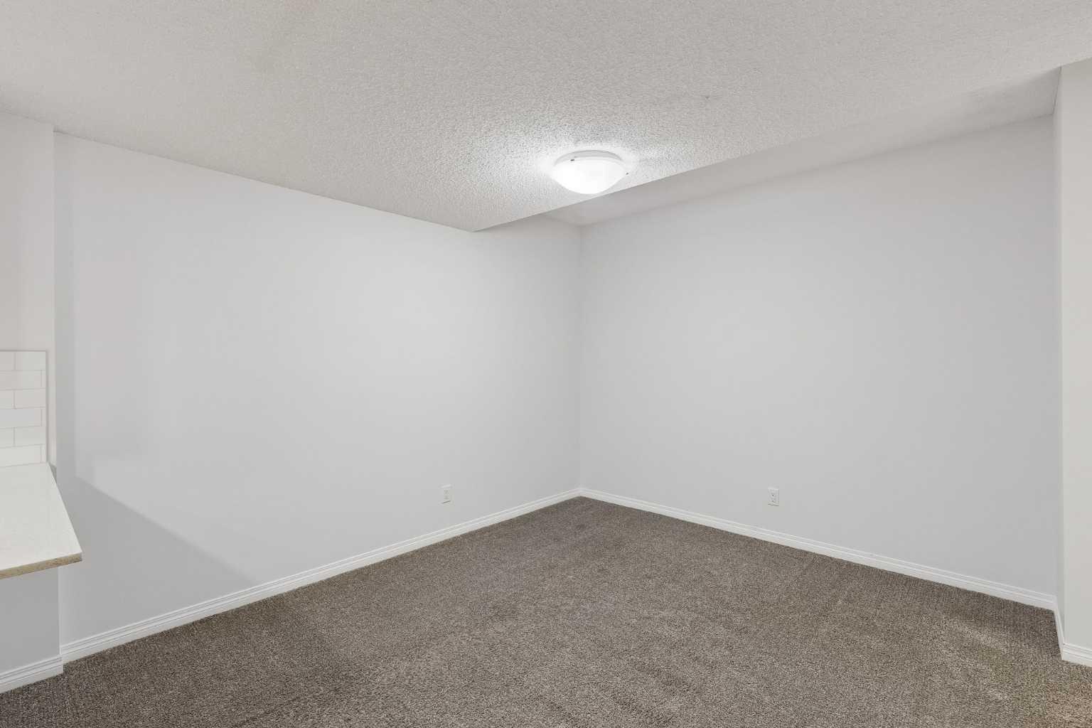 22 Lucas Terrace NW