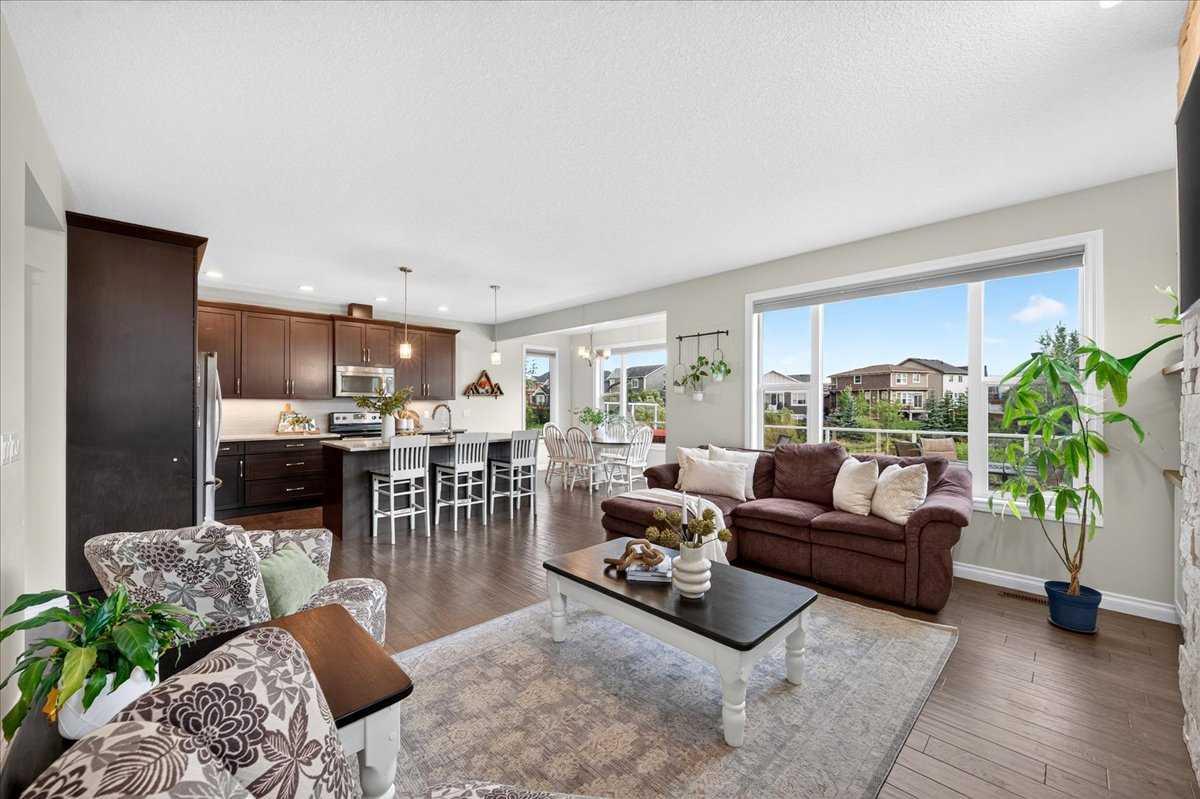 87 Baywater Rise SW