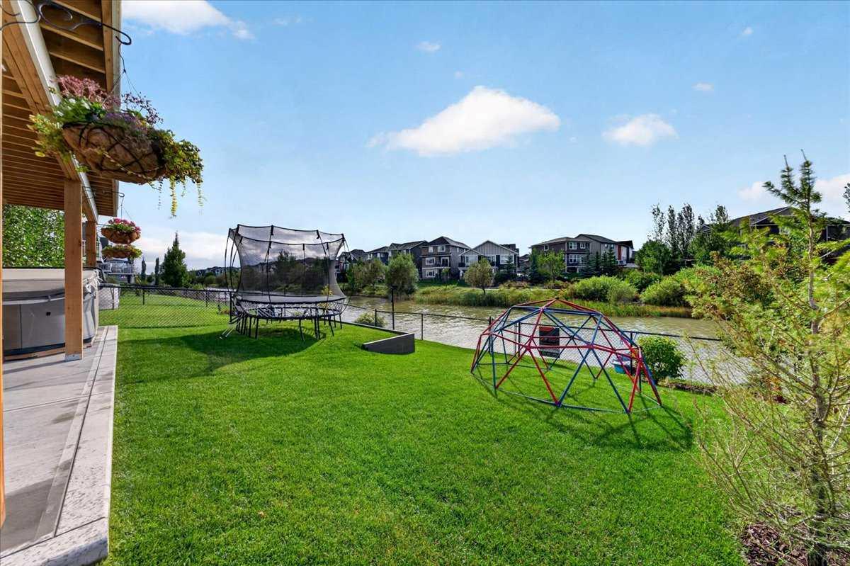 87 Baywater Rise SW
