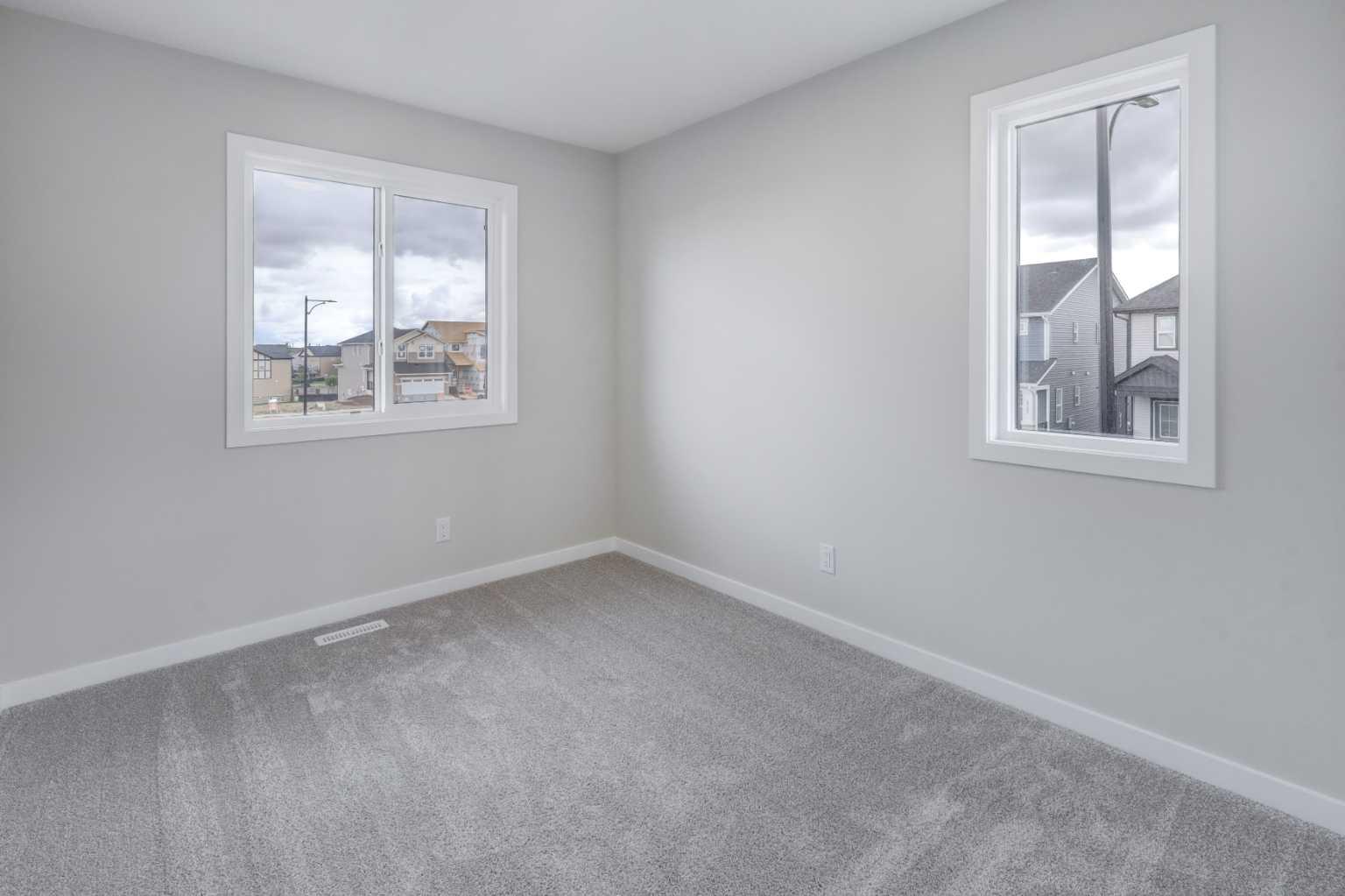 2002 Cobblebrook Crescent SW