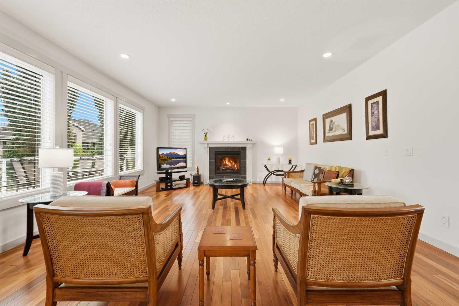 222 Chapala Point SE
