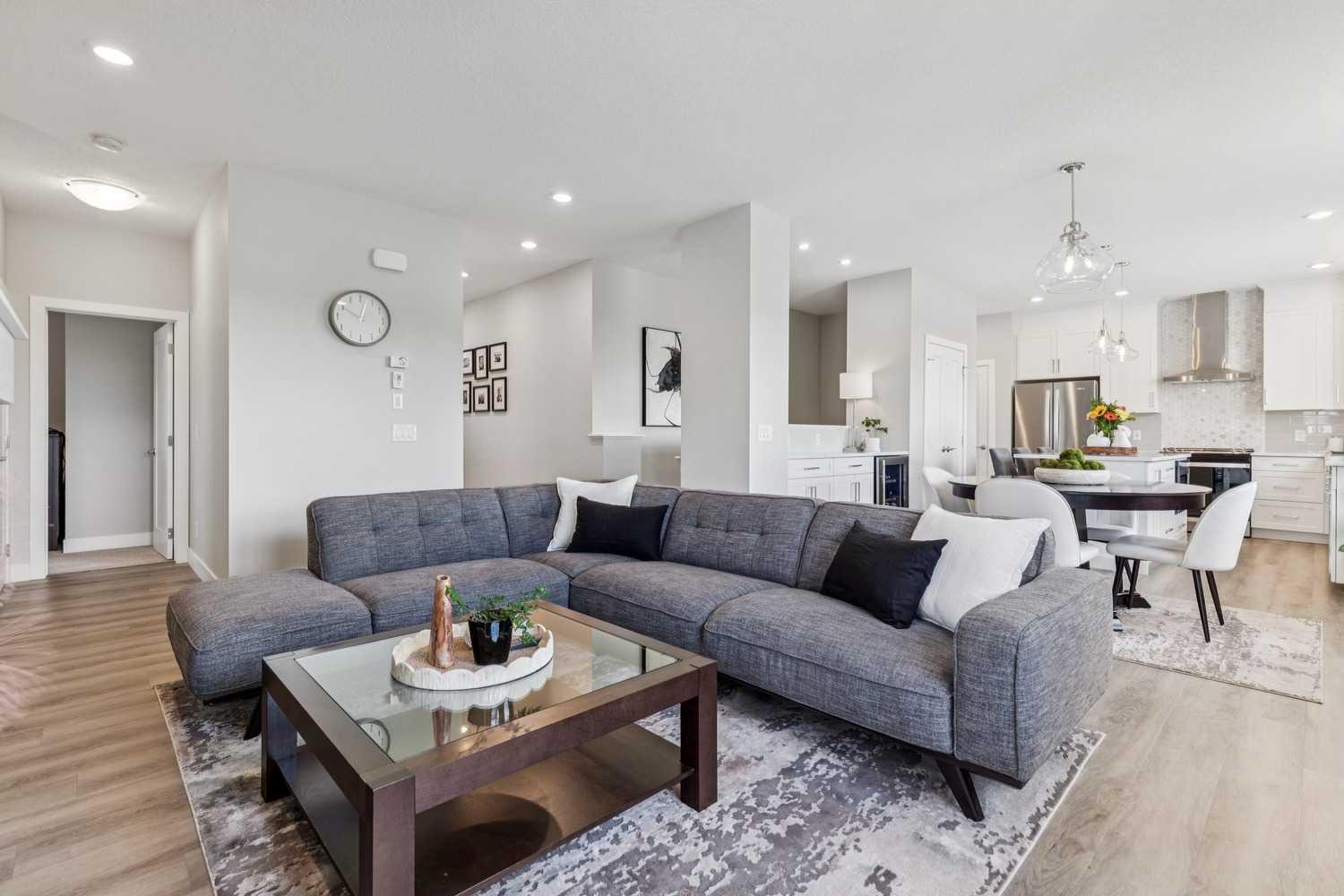 232, 20 Silverado Crest Park SW