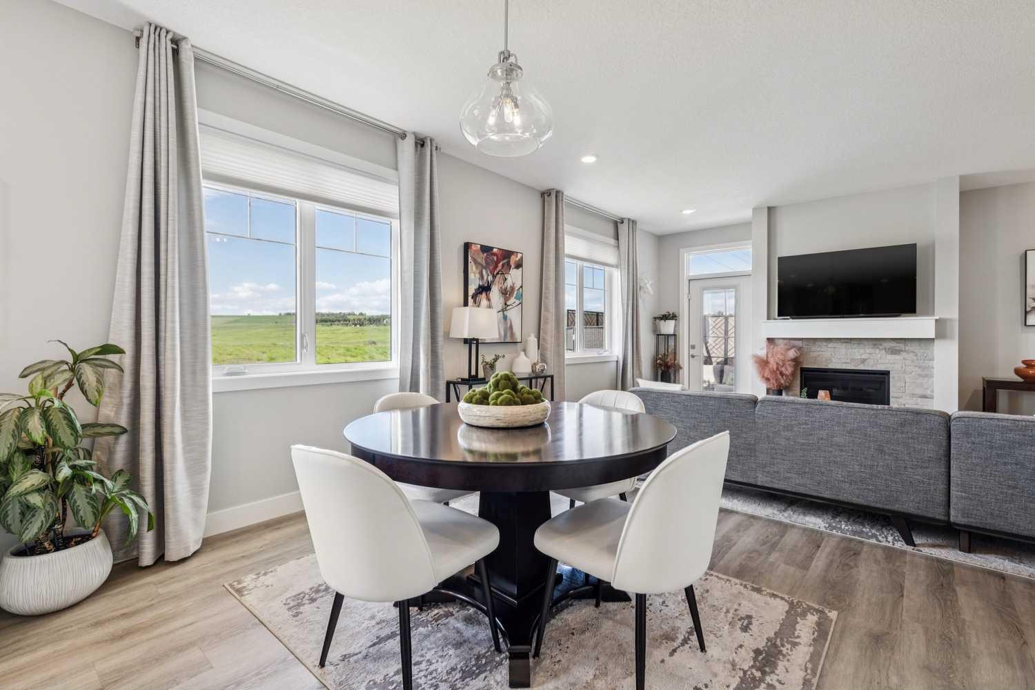 232, 20 Silverado Crest Park SW