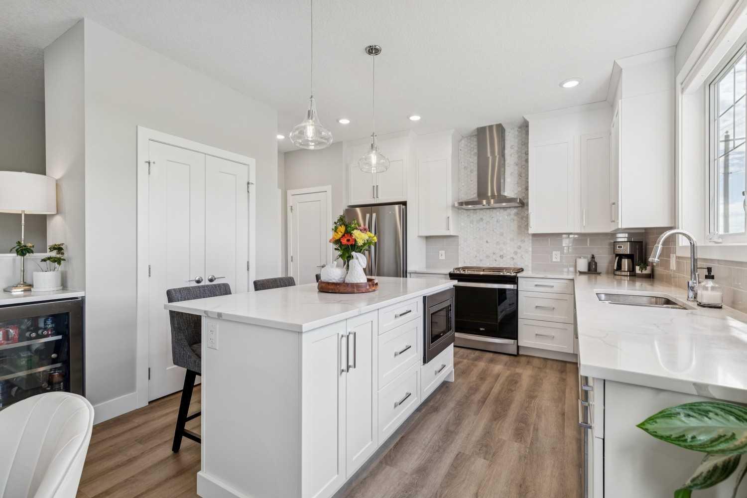 232, 20 Silverado Crest Park SW
