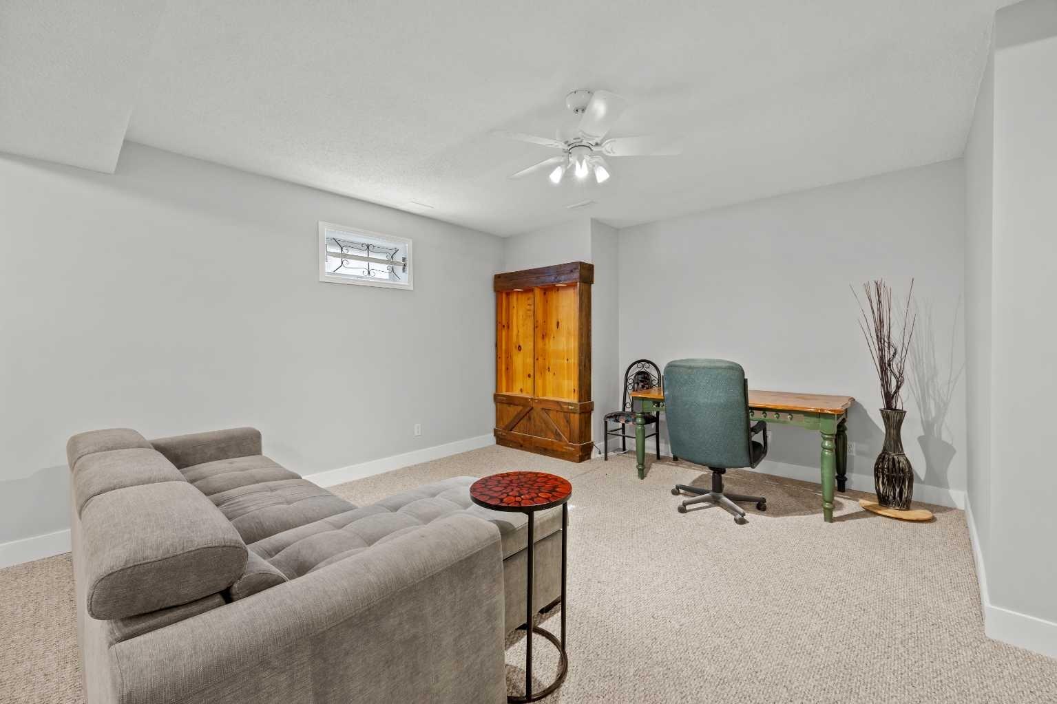 260 Riverside Mews SE