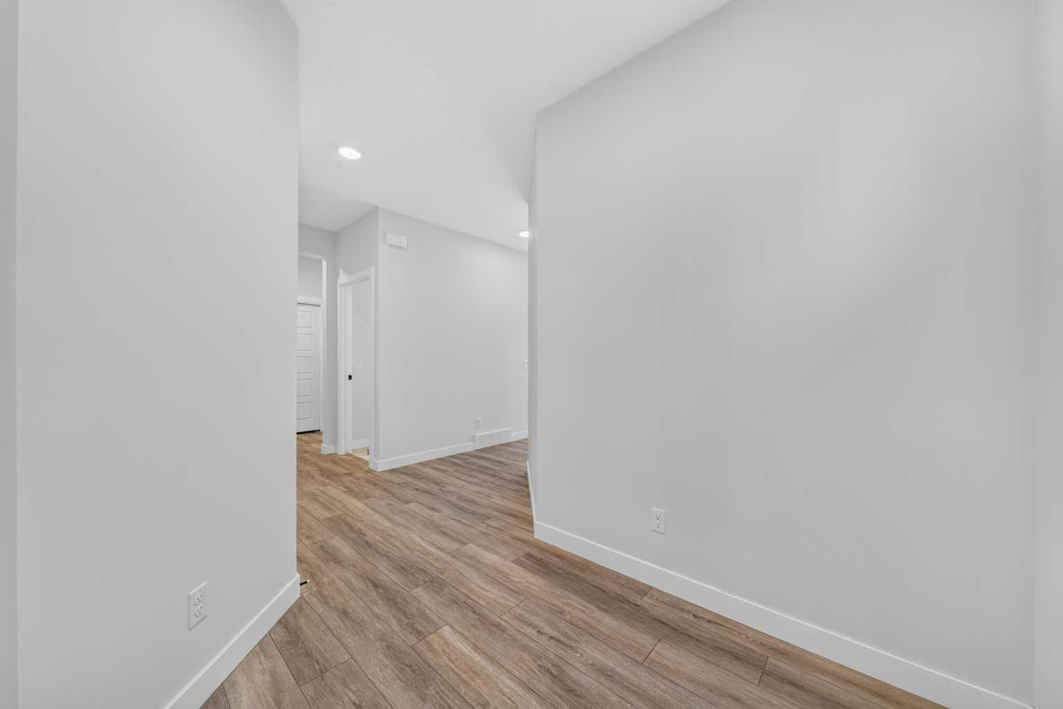 118 Ambleside Heath NW