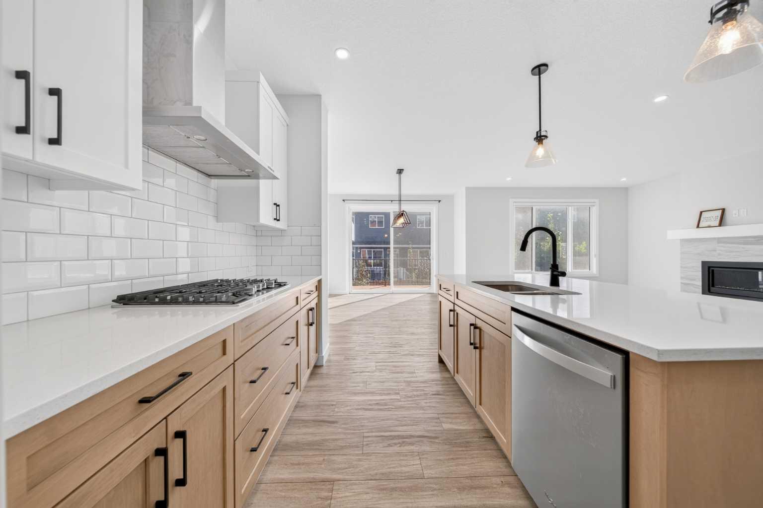 118 Ambleside Heath NW