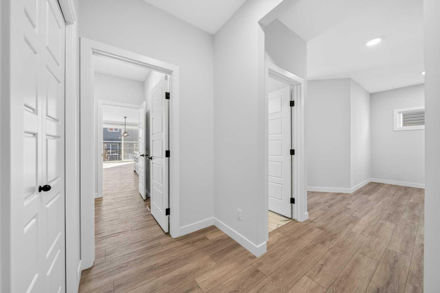 118 Ambleside Heath NW