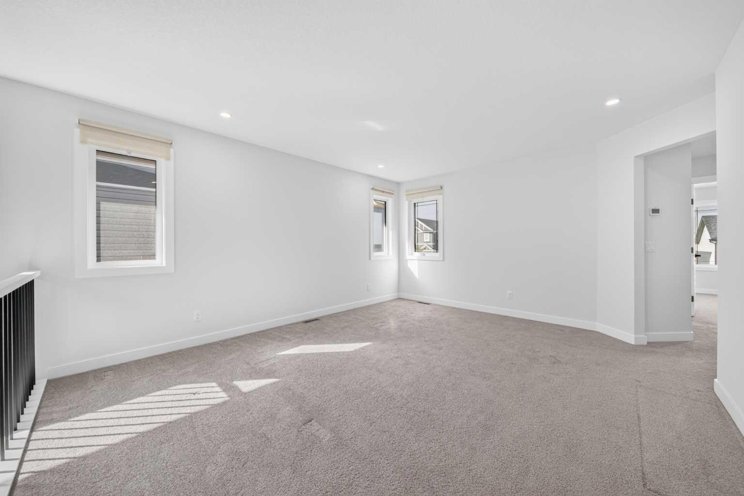 118 Ambleside Heath NW