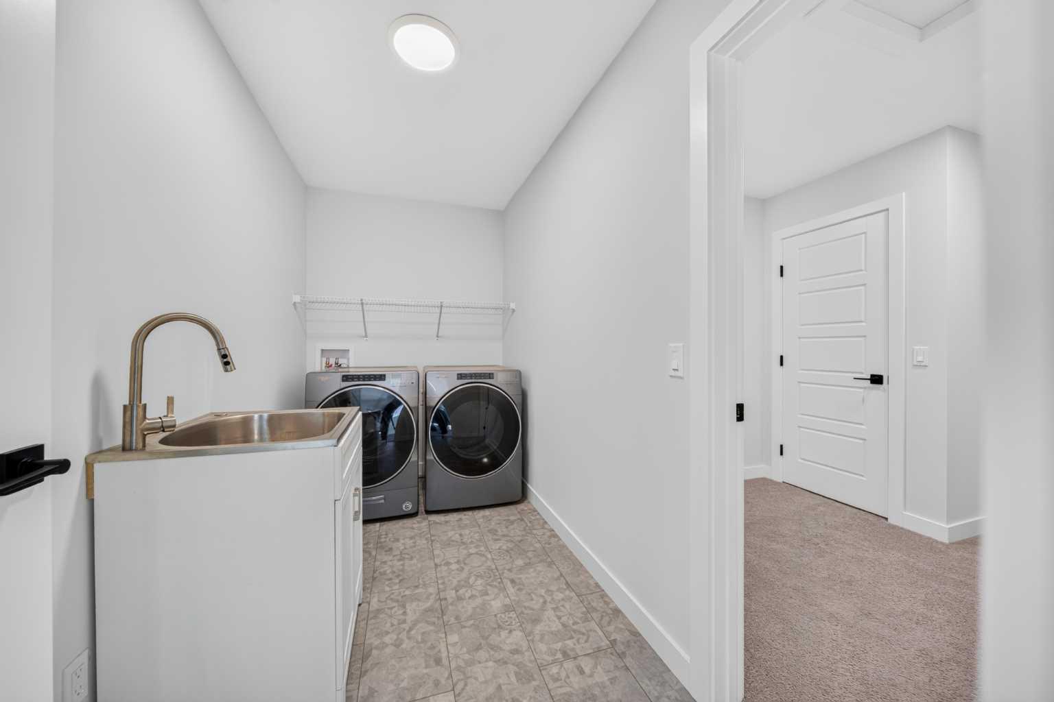 118 Ambleside Heath NW