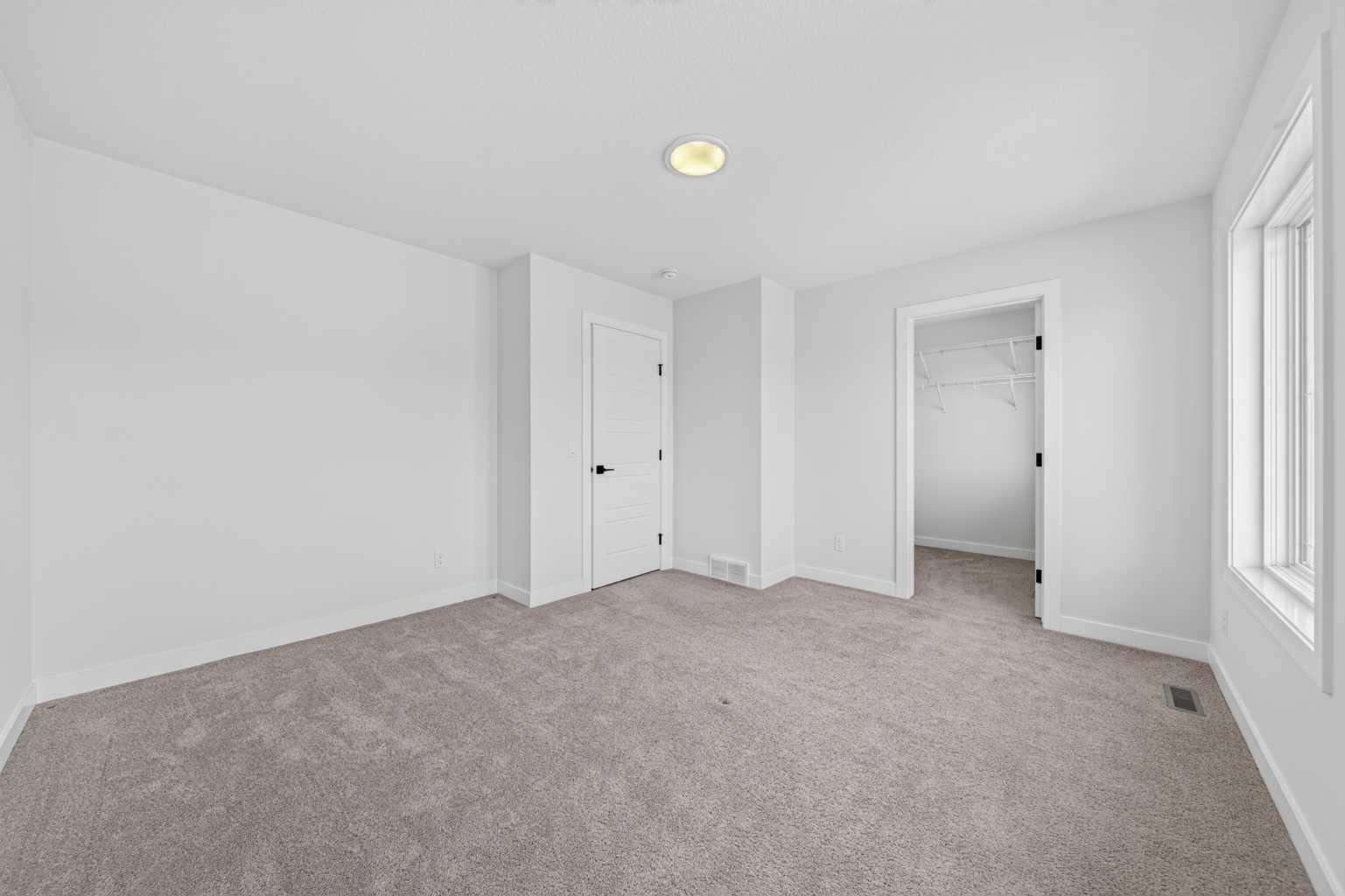 118 Ambleside Heath NW