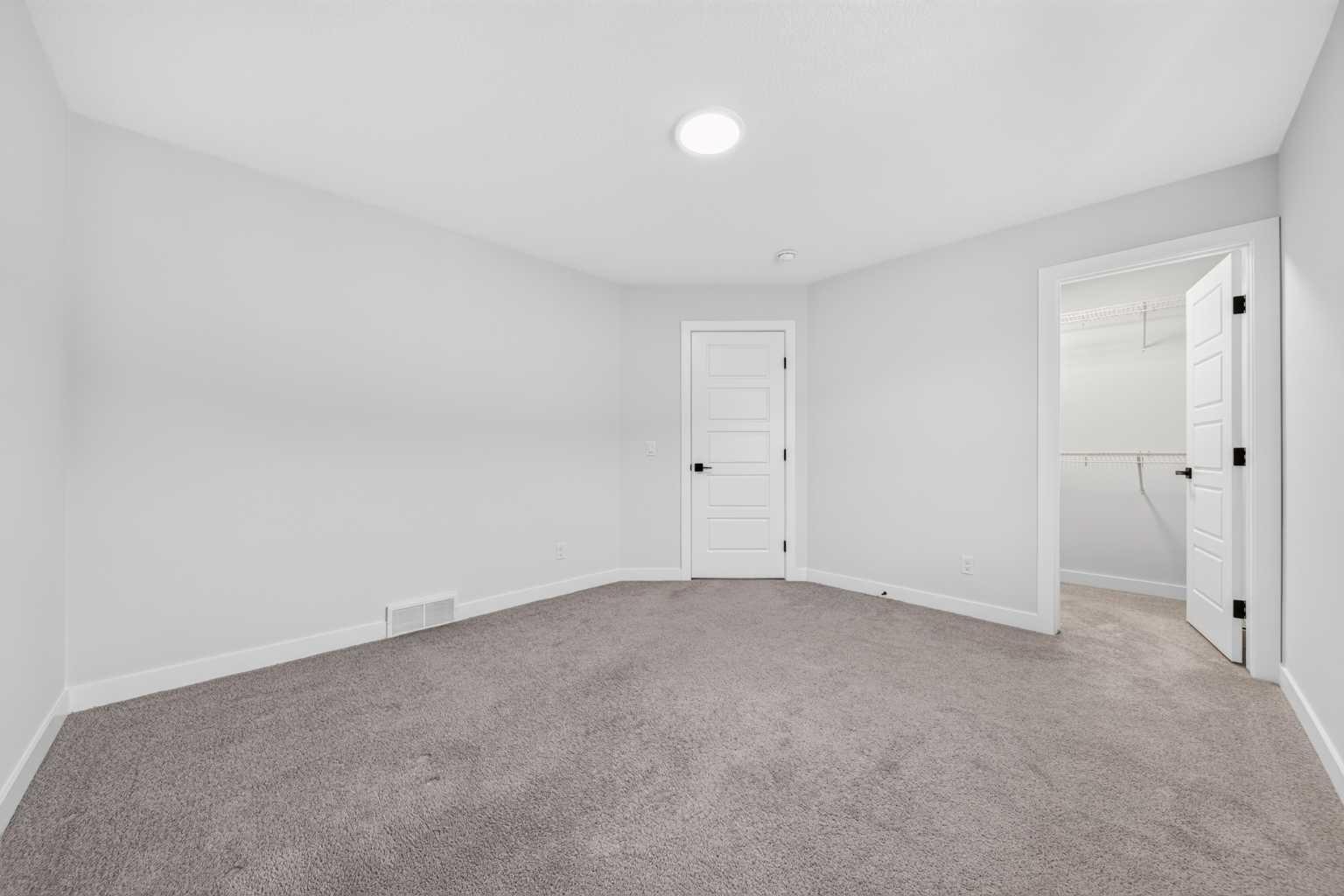 118 Ambleside Heath NW