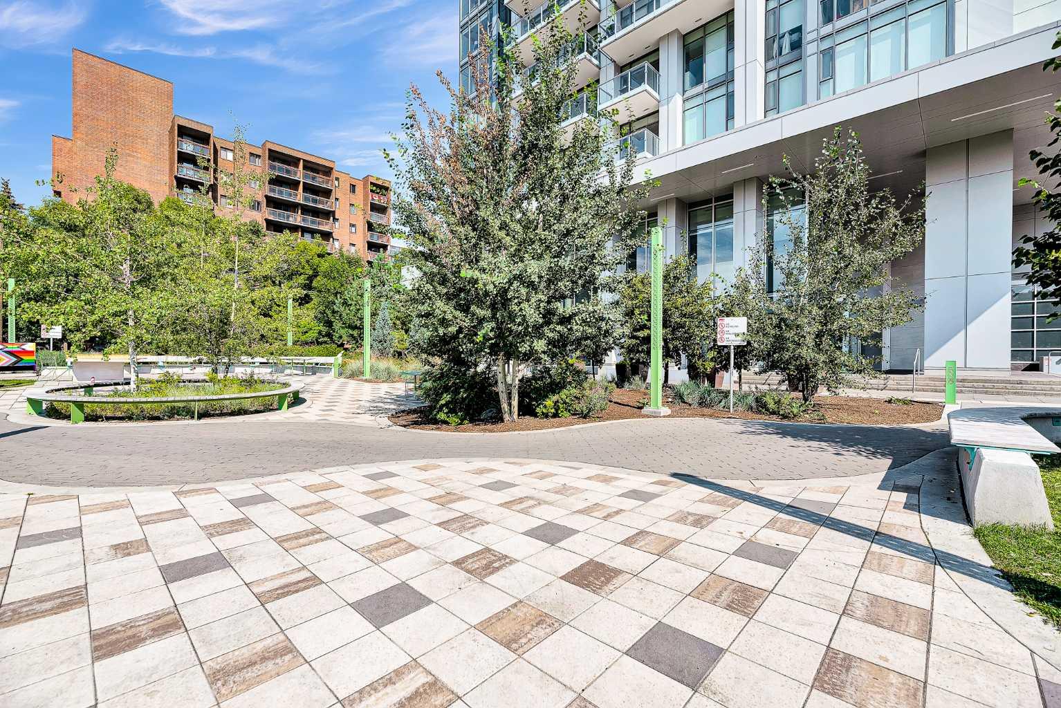2402, 930 16 Avenue SW