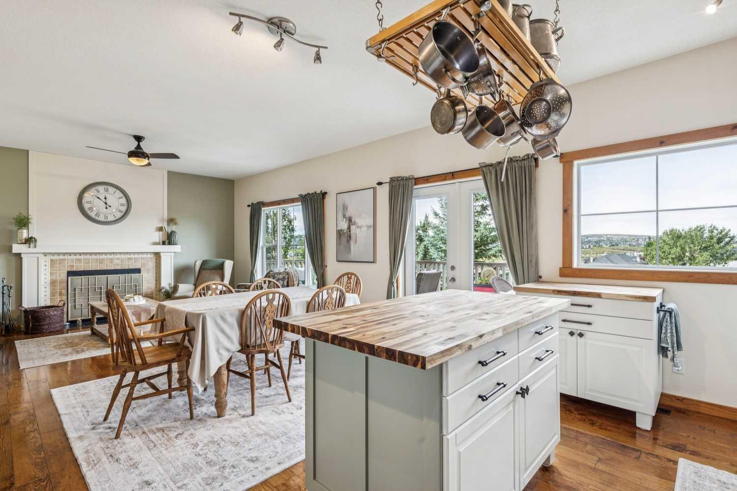 122 Hidden Creek Heights NW
