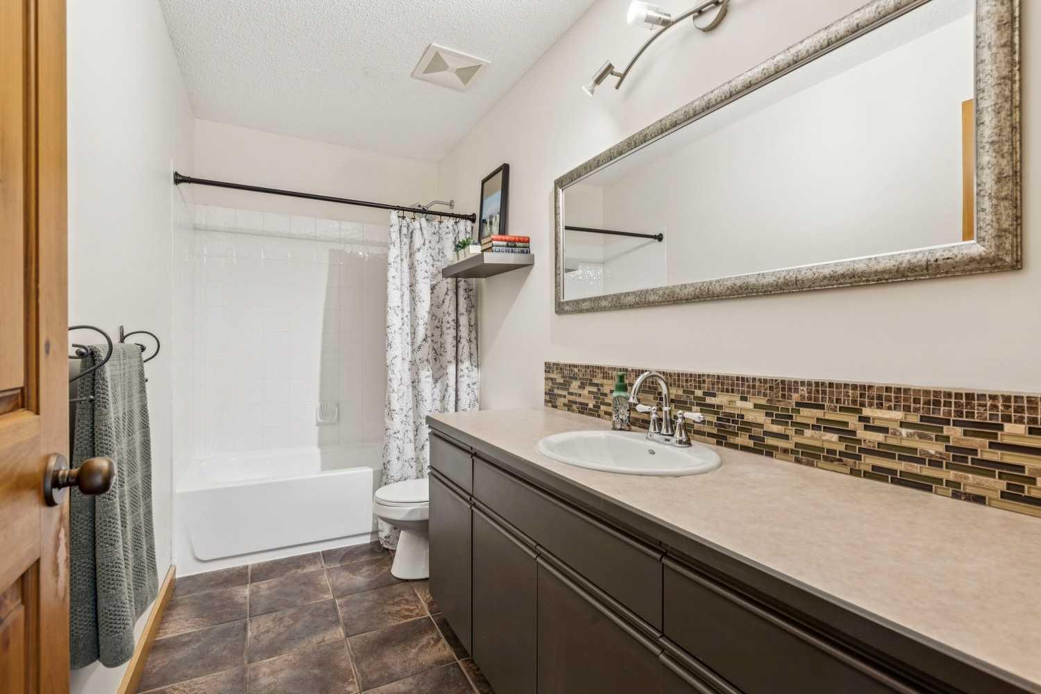 122 Hidden Creek Heights NW