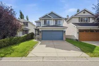 219 Schooner Close NW
