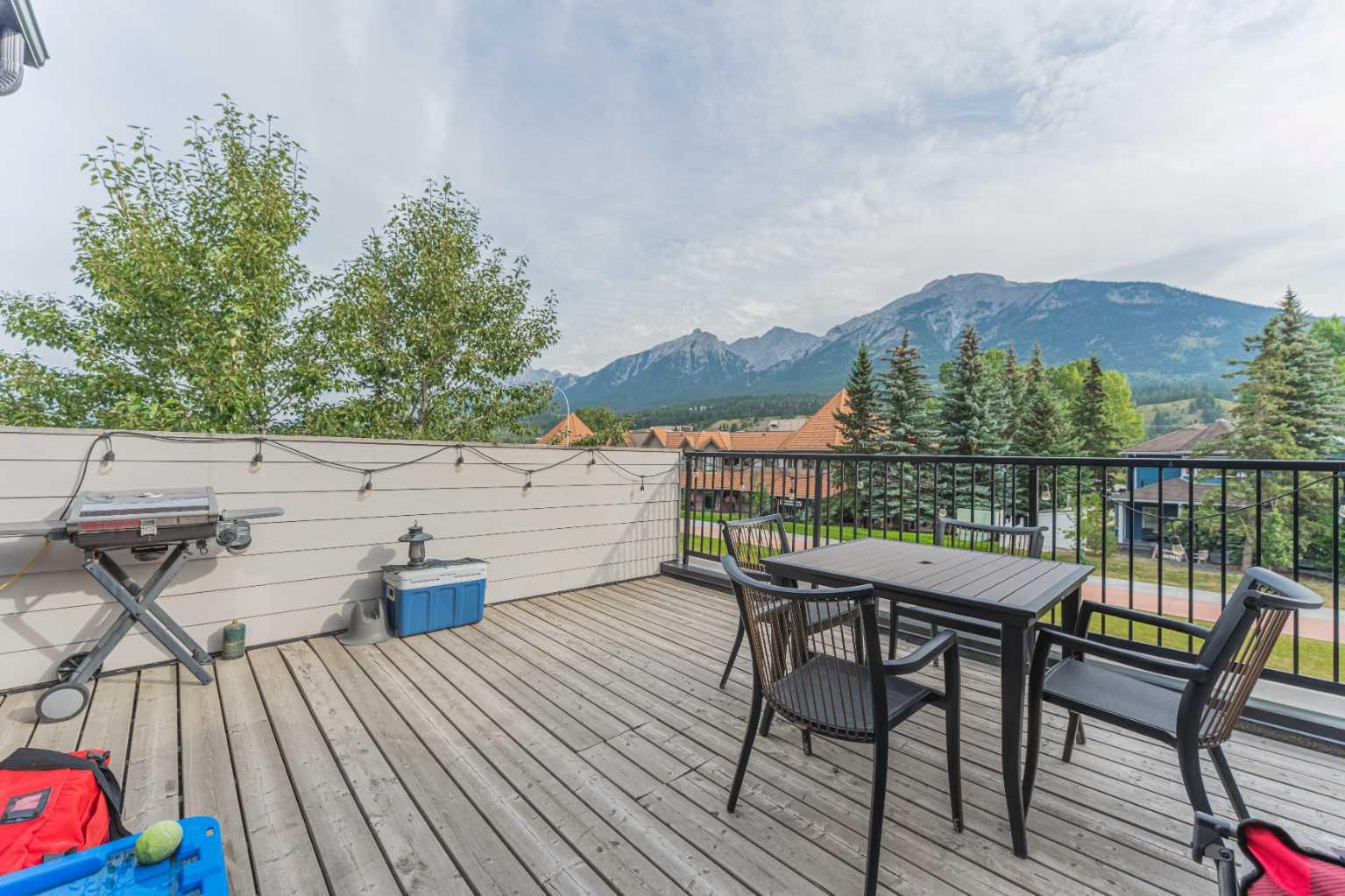 102, 1106 Bow Valley Trail  