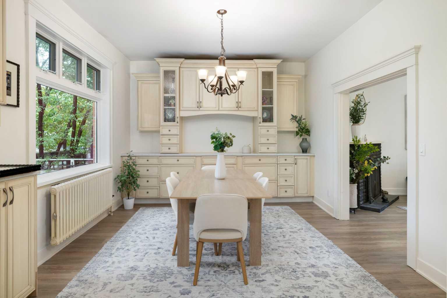 342 Superior Avenue SW