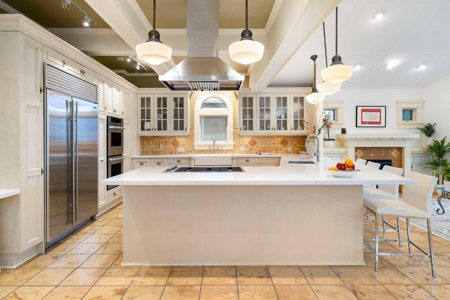 342 Superior Avenue SW