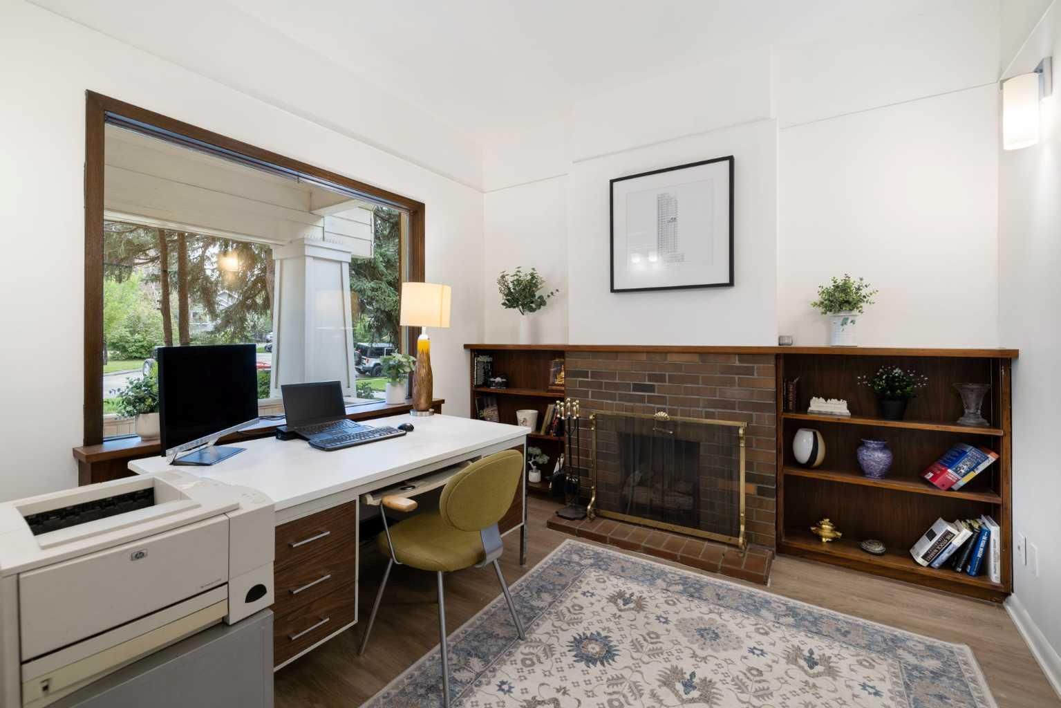 342 Superior Avenue SW