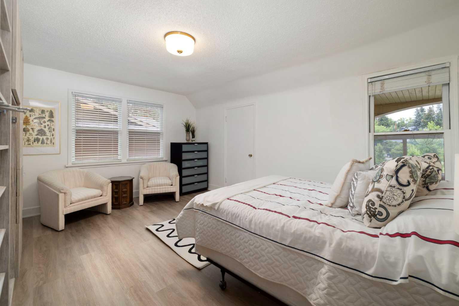 342 Superior Avenue SW