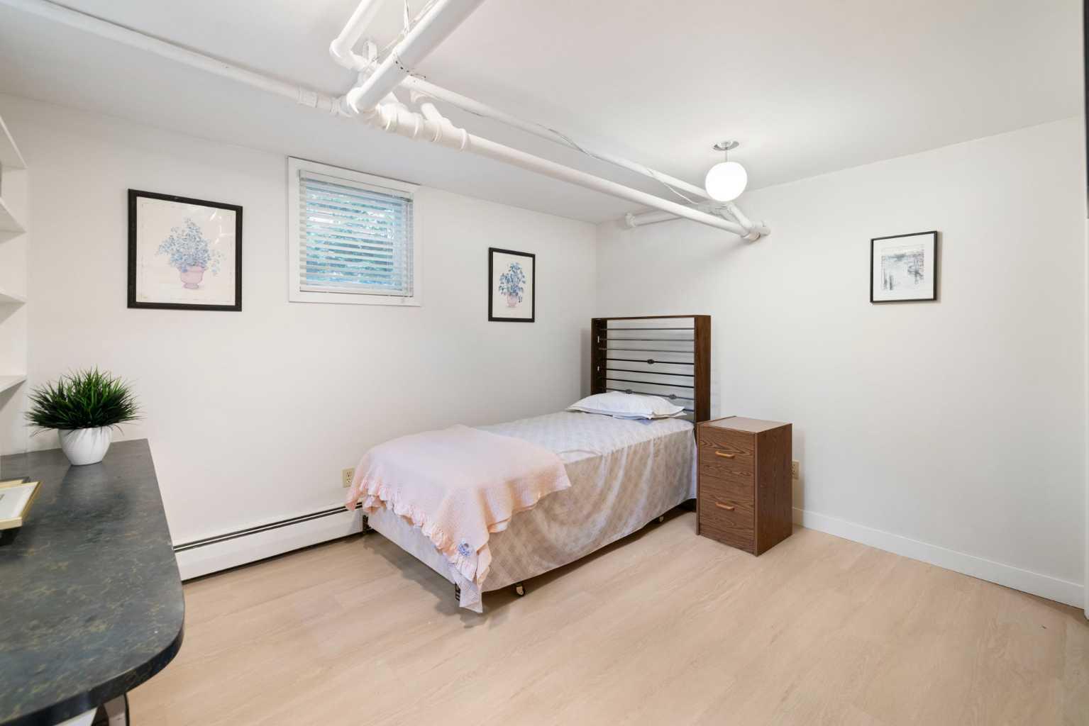 342 Superior Avenue SW