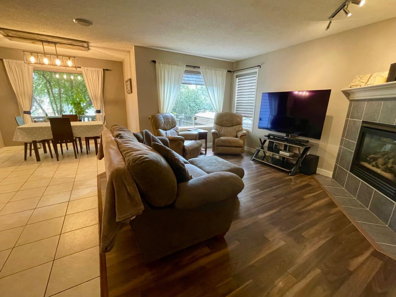 10 Elgin Drive SE