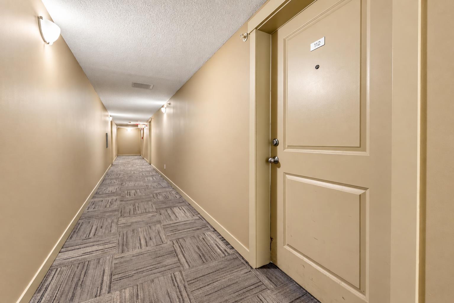 8112, 403 Mackenzie Way SW