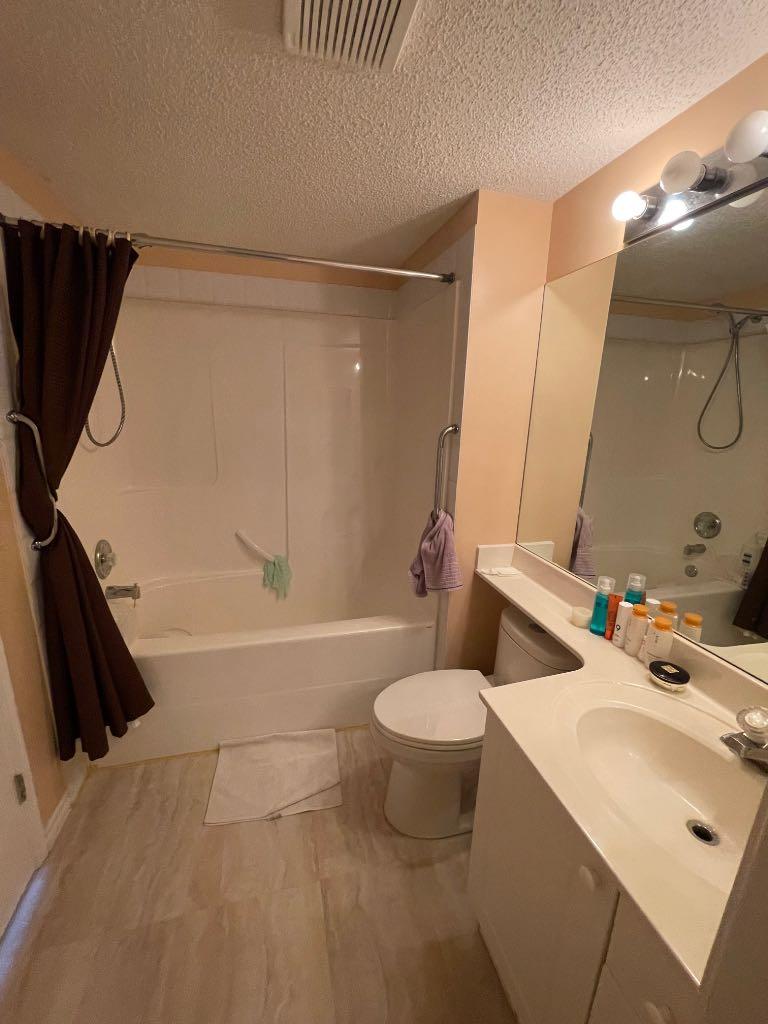 1204, 950 Arbour Lake Road NW