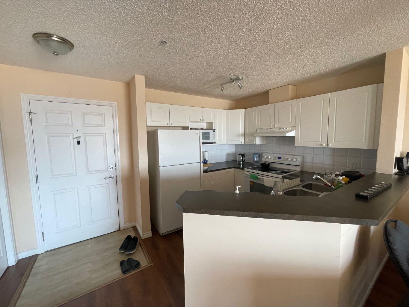 1204, 950 Arbour Lake Road NW