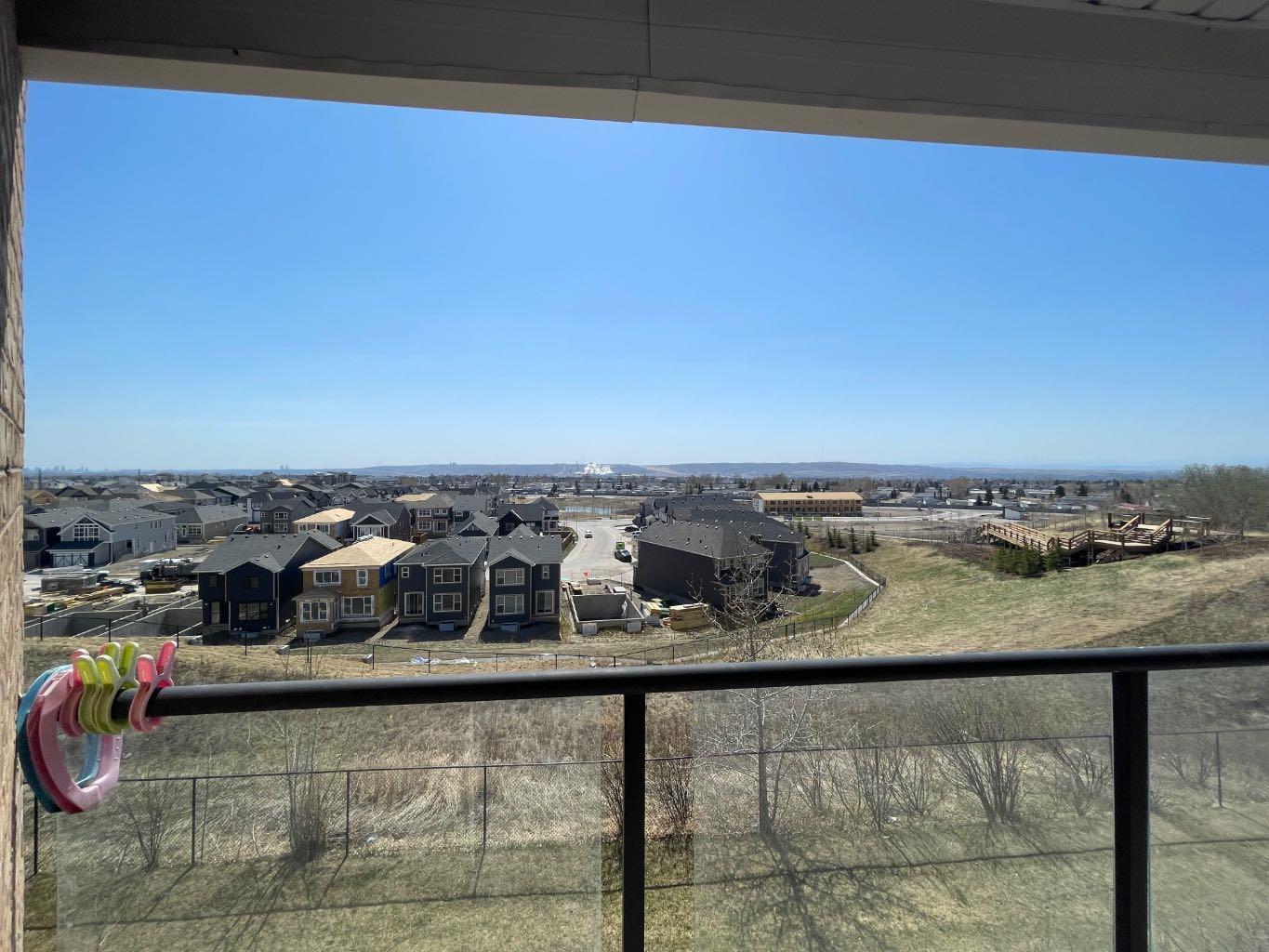 1204, 950 Arbour Lake Road NW