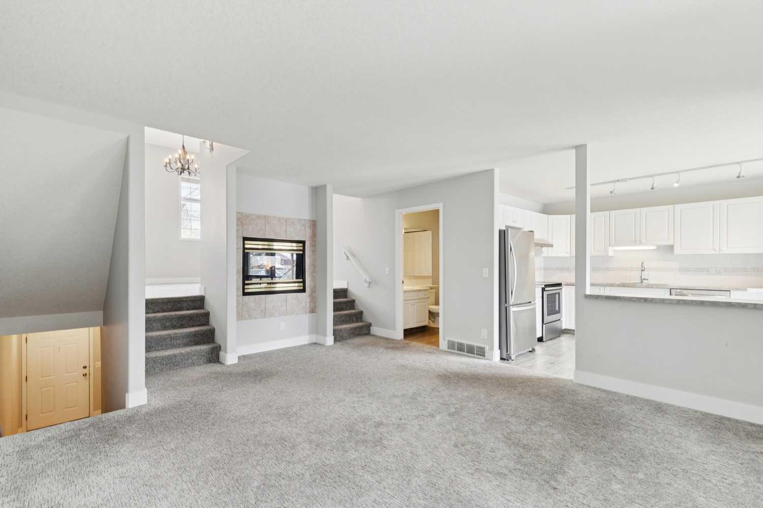 328 Prominence Heights SW