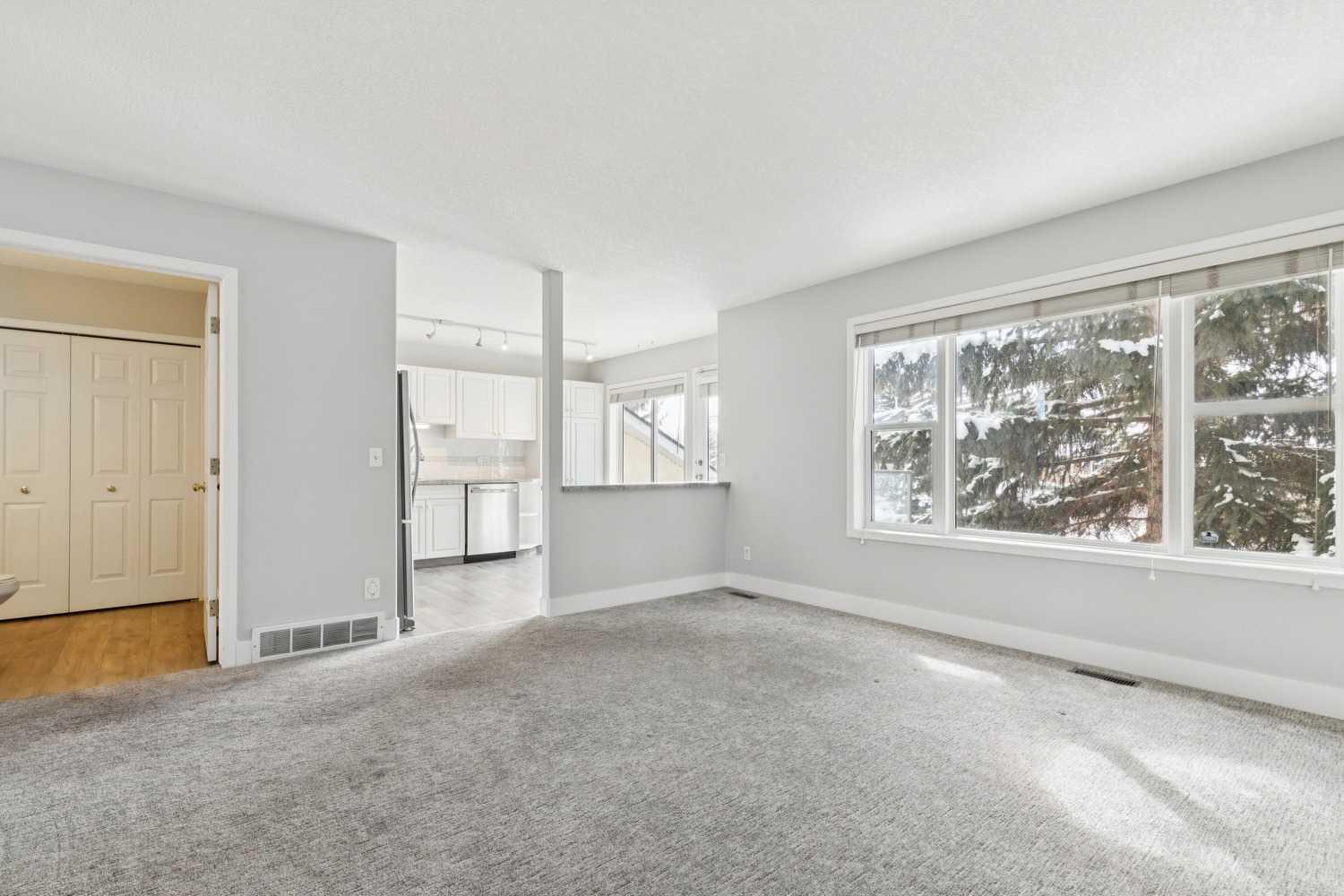 328 Prominence Heights SW
