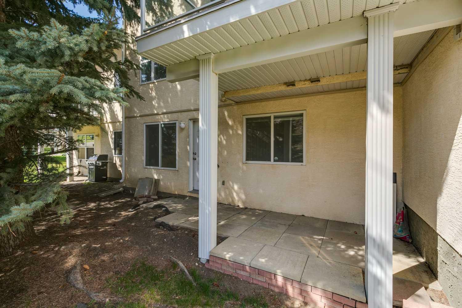 328 Prominence Heights SW