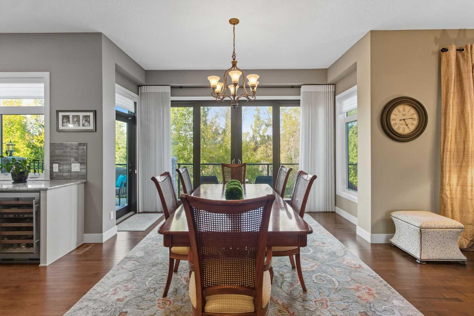 41 Evergreen Mount SW