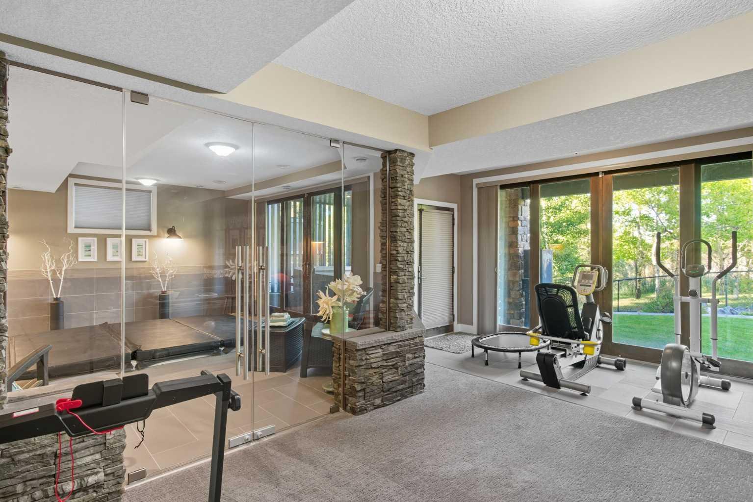 41 Evergreen Mount SW