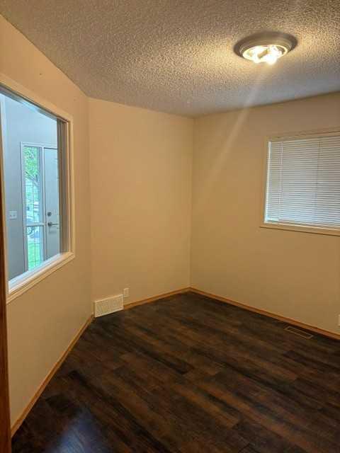 140 Tuscany Ridge View NW