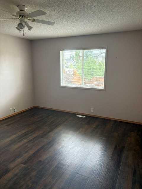 140 Tuscany Ridge View NW