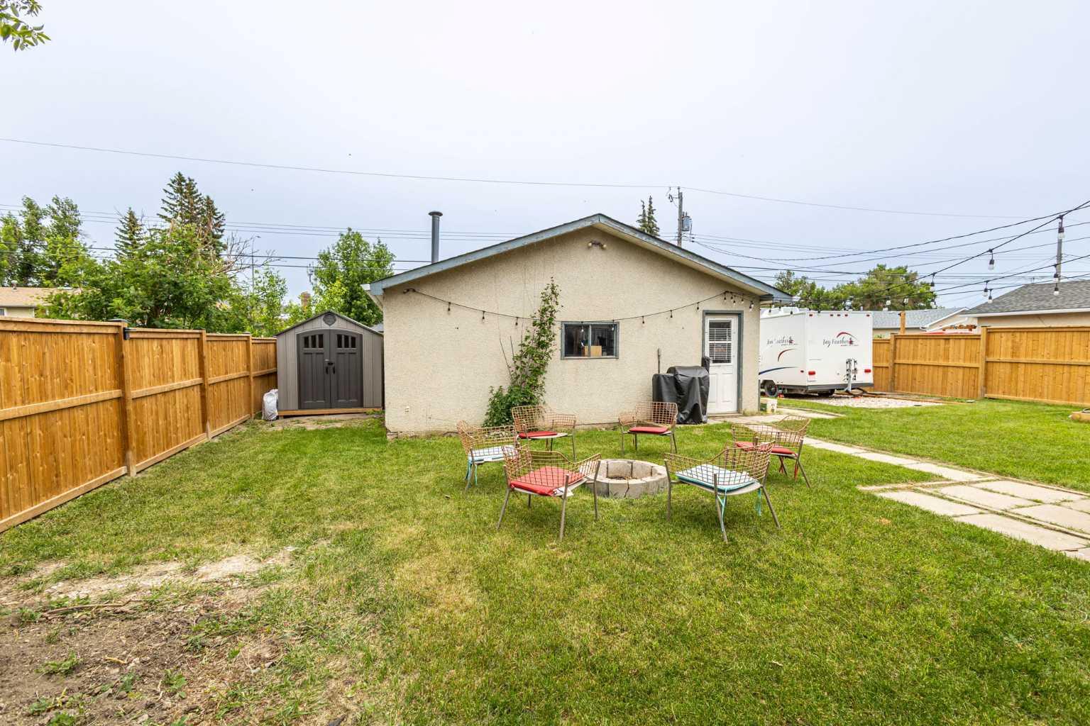 100 Marbrooke Circle NE