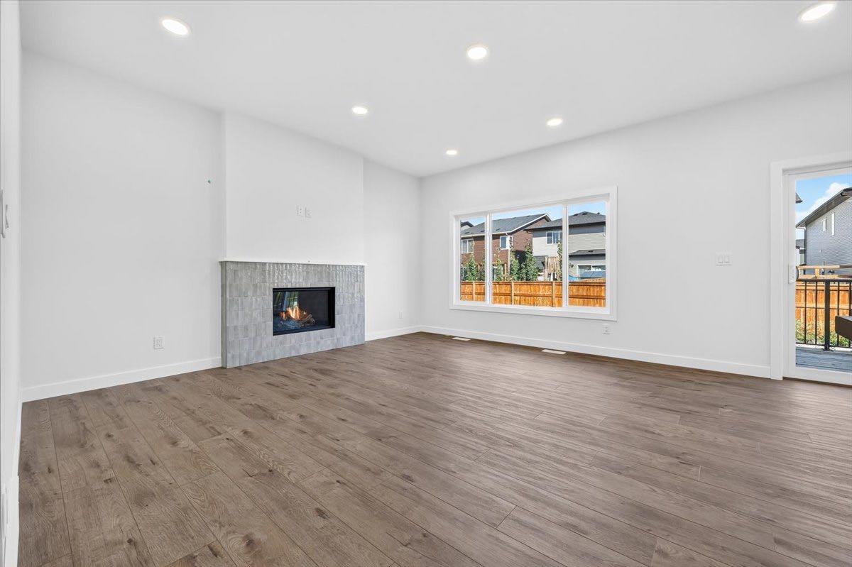 156 Emberside Hollow 