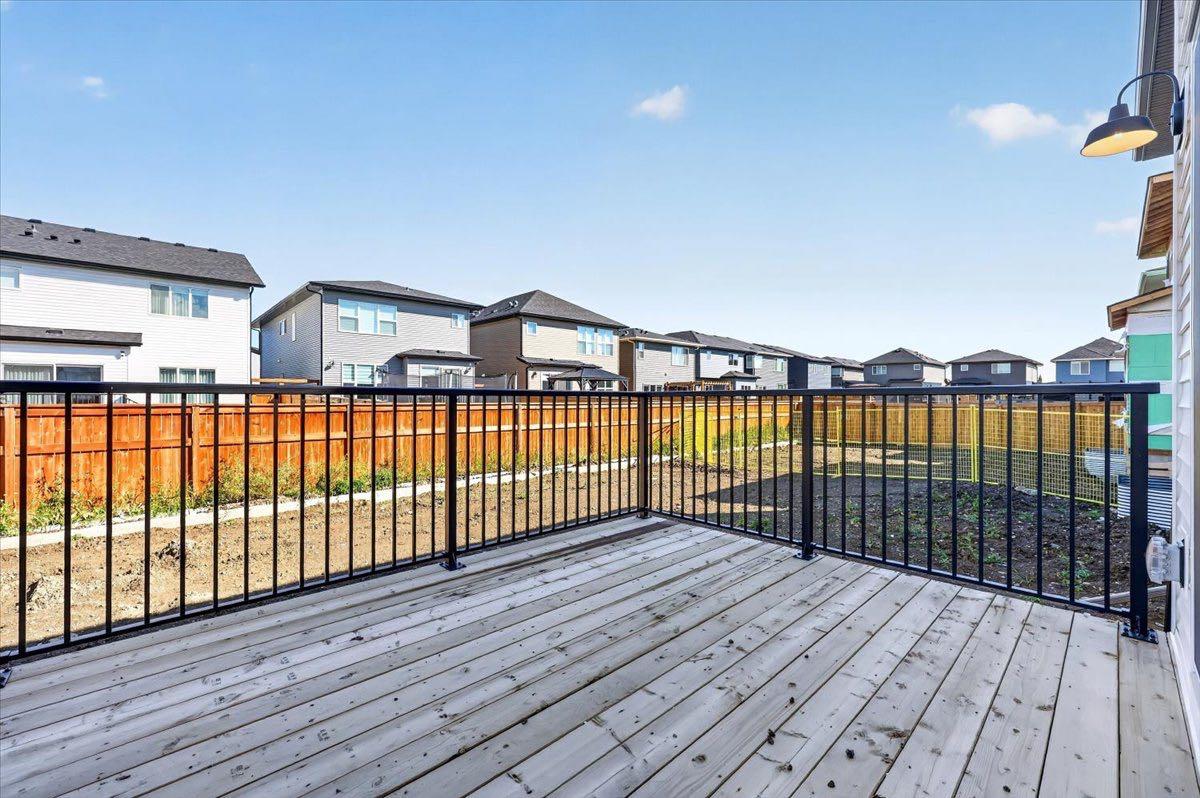 156 Emberside Hollow 