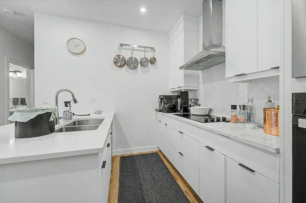 140 Sovereign Common SW
