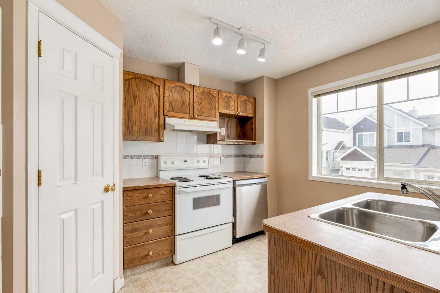 109 Hidden Creek Gardens NW